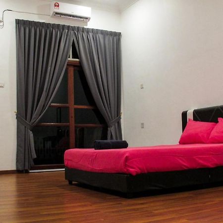 Andalus beach residence Marang Bagian luar foto