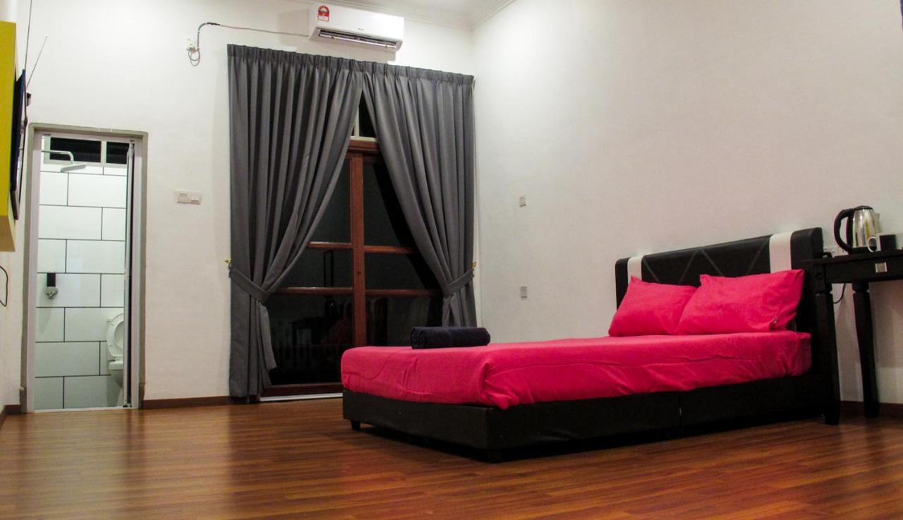 Andalus beach residence Marang Bagian luar foto